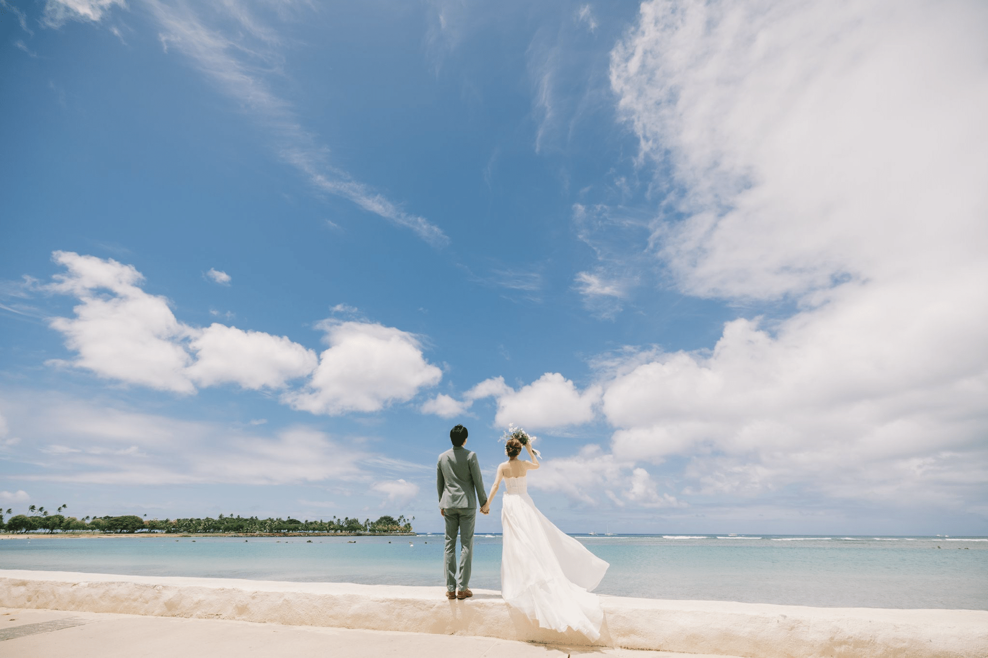 ハワイの空の下で迎えた結婚式当日