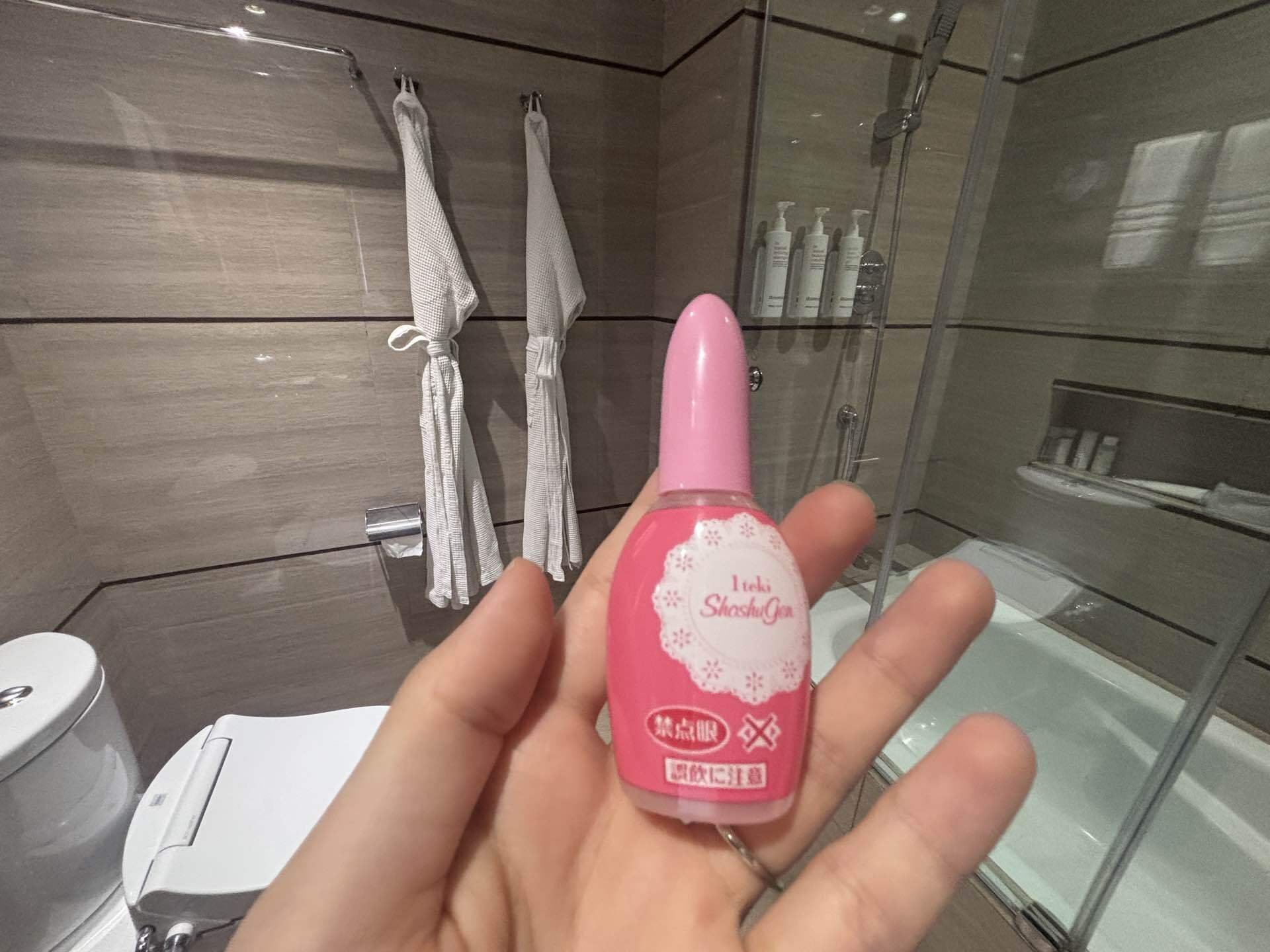 海外ホテルのトイレ対策に持参した携帯用消臭芳香剤