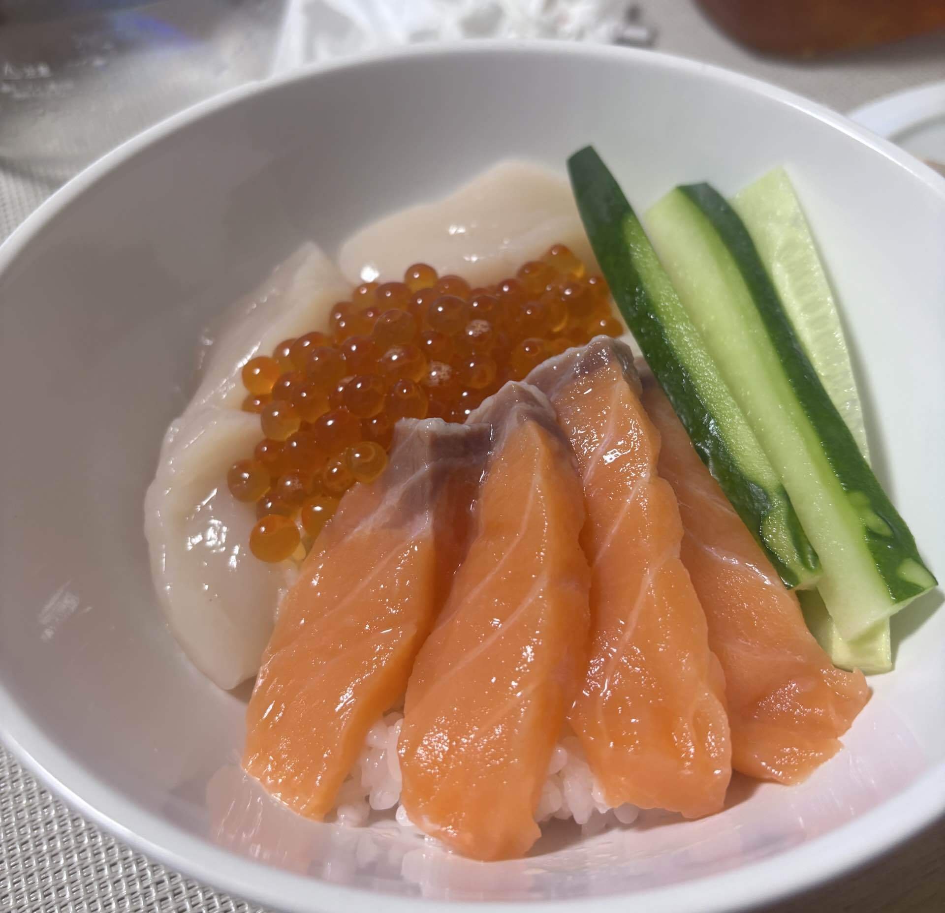 ふるさと納税の返礼品で作った海鮮丼