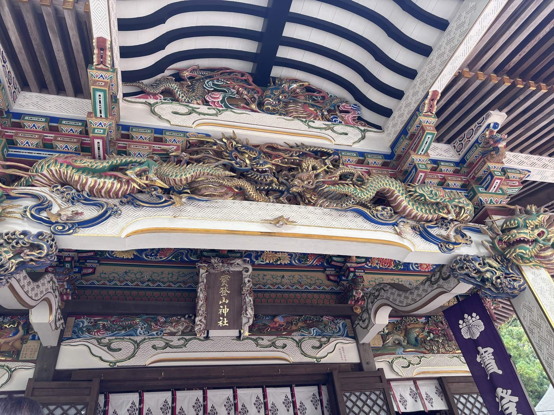 宝登山神社の社殿
